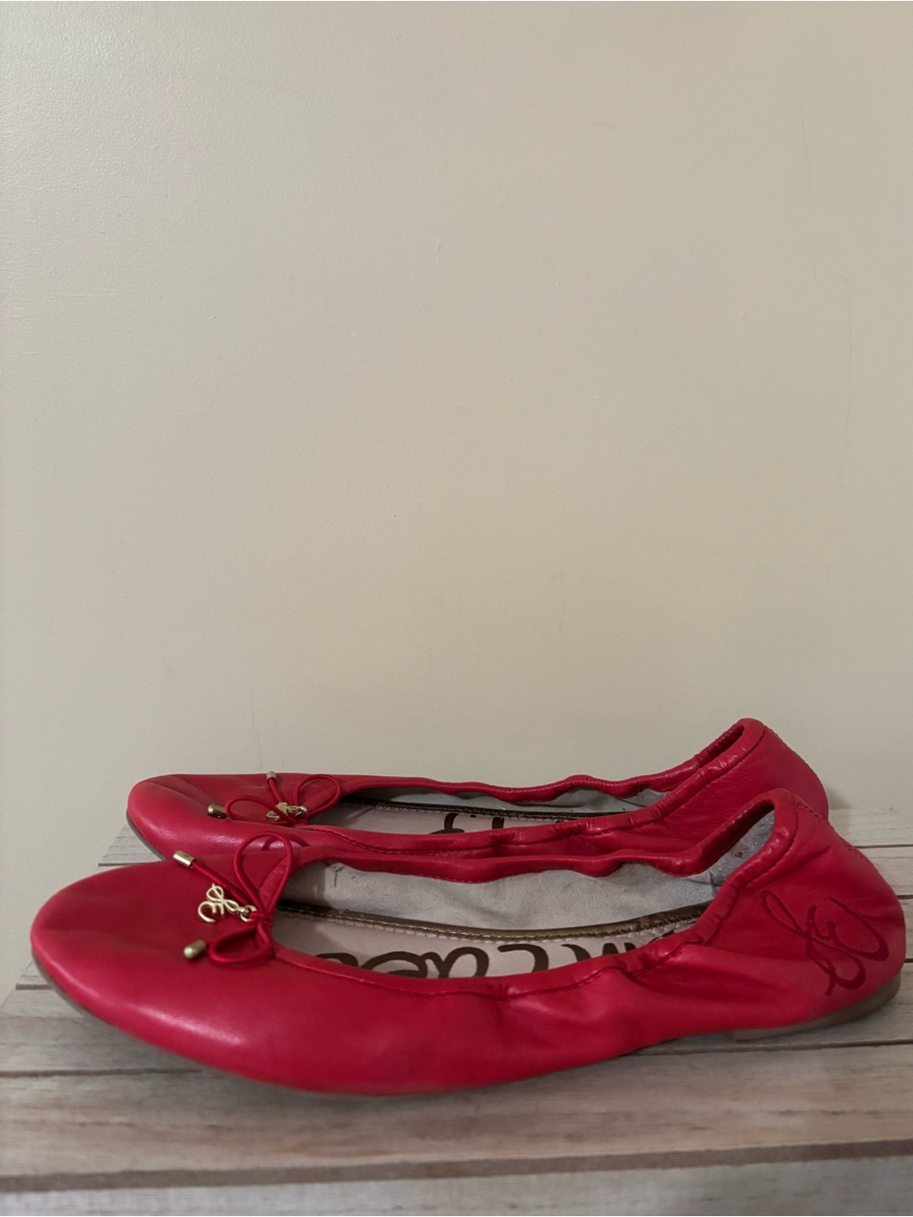 Sam Edelman| Red Leather Ballet Flats w/Bow & Charm Detail Sz 7